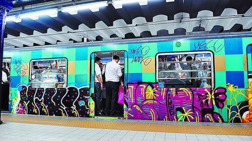 Milagro bajo tierra: lo atropell� una formaci�n del subte y sobrevivi�