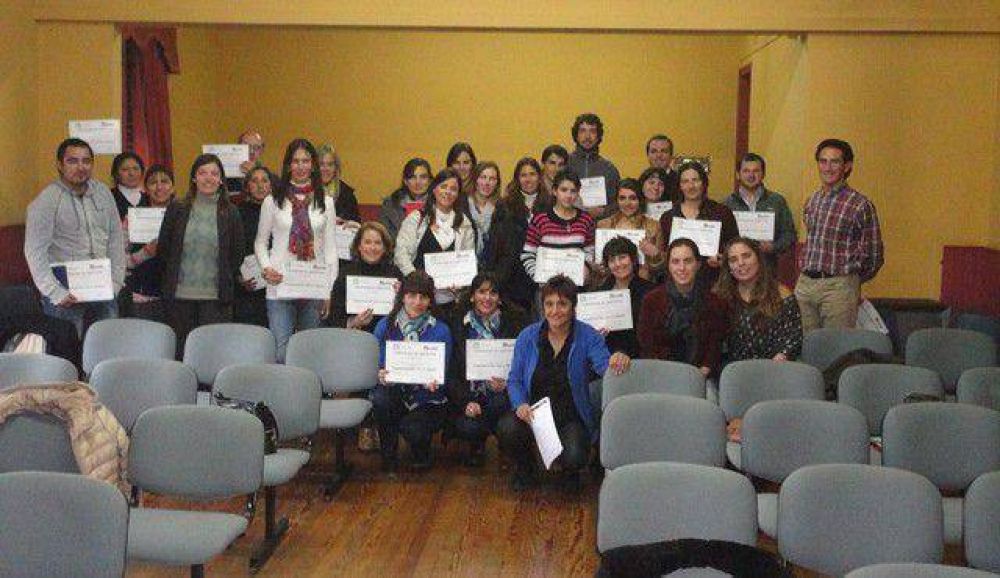 Curso de Comunicaci�n con el Cliente en la CETA