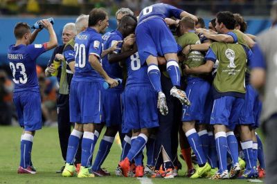 Copa del Mundo 2014: Balotelli volvi� a poner en ventaja a Italia ante Inglaterra