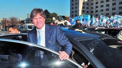 Hay m�s testigos de reuniones del vice con la familia Ciccone