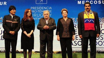 Cristina Kirchner lleg� a Bolivia para participar de una nueva cumbre del G77+China