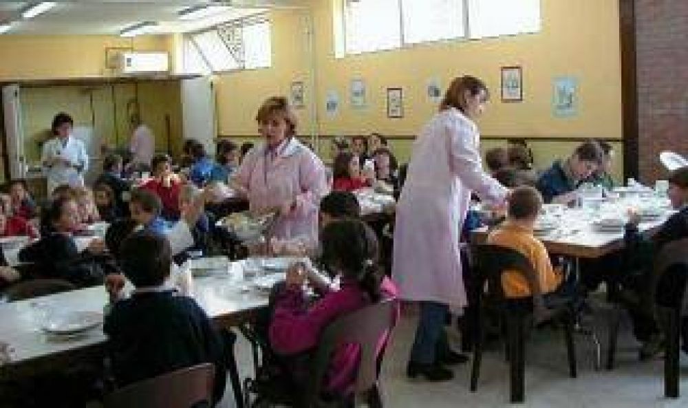 Justicia orden� a Scioli restituir cupos a comedores escolares