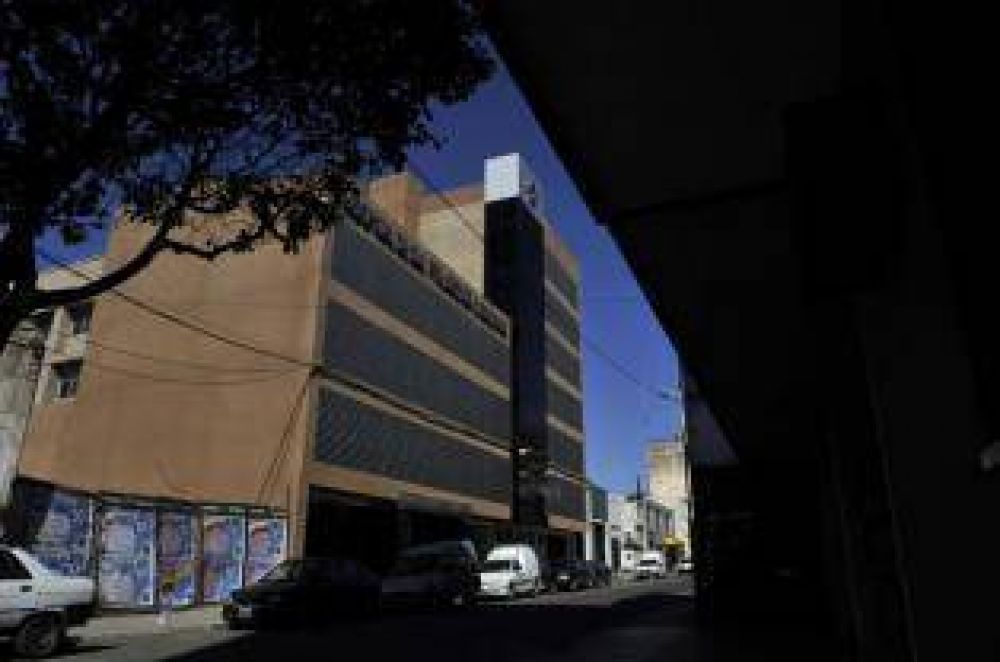 El PE quiere cortar varias cintas en 2014