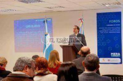 El Vicegobernador lanz� el Foro de Salud e inst� a �planificar el futuro�