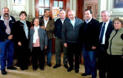 Adicciones, conflictividad y falta de trabajo en la agenda de Primero Jujuy con el obispo Fern�ndez