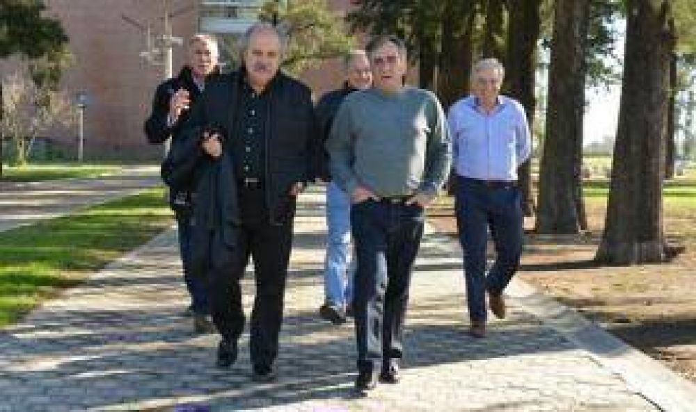 Malvinas Argentinas: Granados visit� a Cariglino y destac� su colaboraci�n