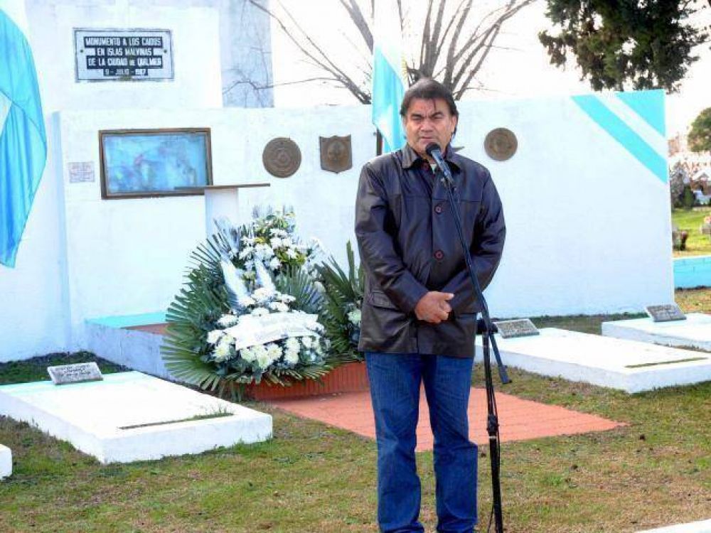 Emotivo acto por Malvinas