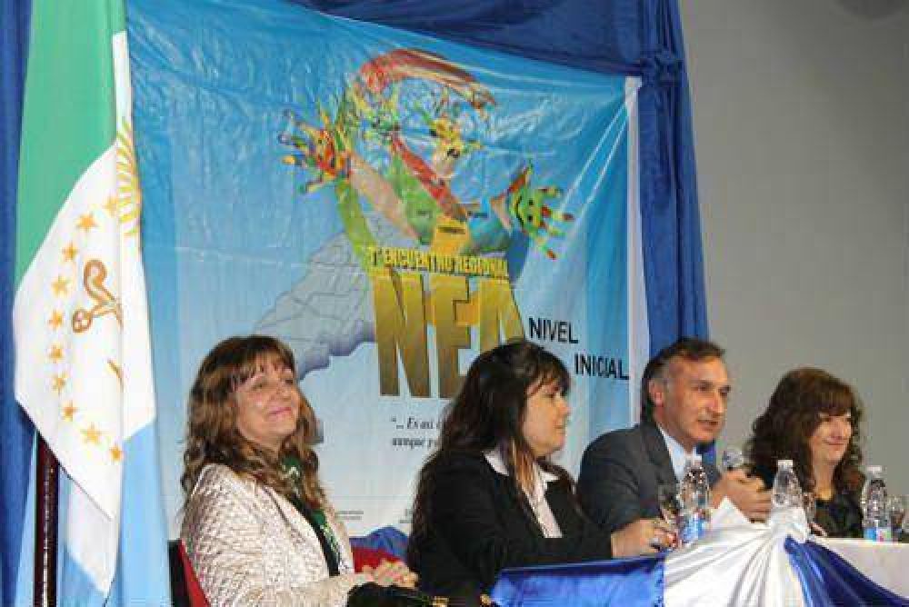 Educacin realiz el primer Encuentro Regional NEA de nivel Inicial en Senz Pea