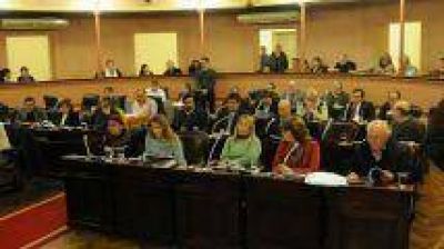 Quieren reglamentar la Iniciativa Legislativa Popular