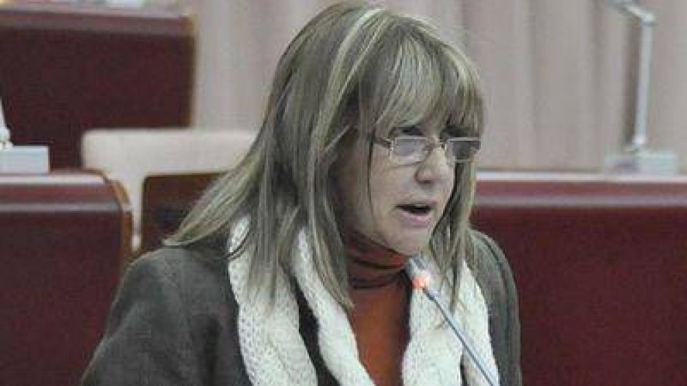 Cirug�as y pr�tesis mamarias tendr�n cobertura social en Chubut