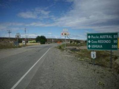 Corte de ruta por cami�n volcado