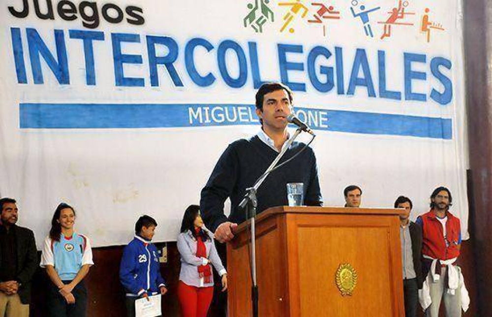 El gobernador Urtubey inaugur los juegos intercolegiales Miguel Ragone 2014