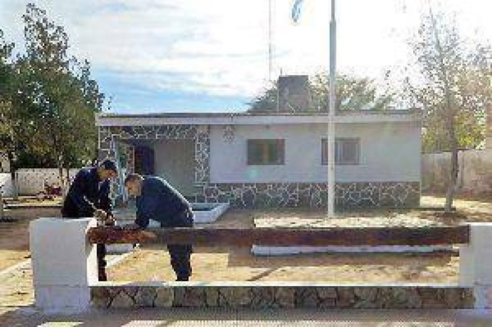 Remodelan el edificio del Destacamento Policial N� 3