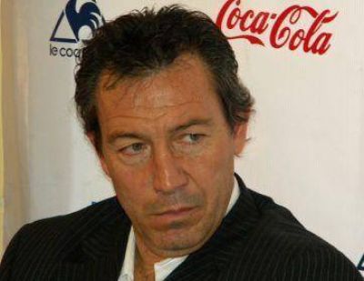 Mundial y pol�tica con El Chino Tapia