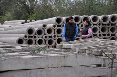 El Gobierno ejecutar� obras de pavimento y refacci�n de plaza y veredas en Fuerte Esperanza y Comandancia Fr�as