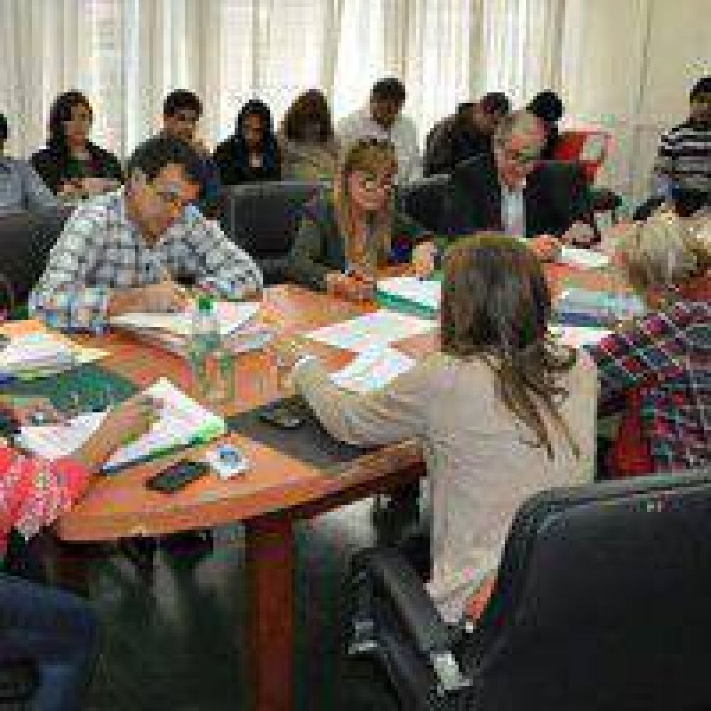La Comisi�n de Hacienda y Presupuesto acord� pedido al Banco Naci�n