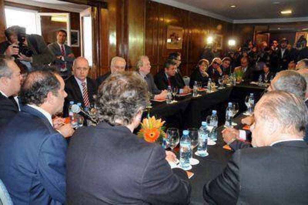Scioli se reuni con embajadores de la Unin Europea para promover las inversiones en Buenos Aires