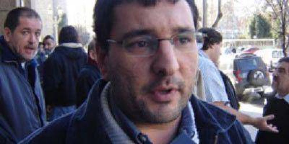 Trueba: �El Estado tiene que ayudar para que se reactive la actividad pesquera�