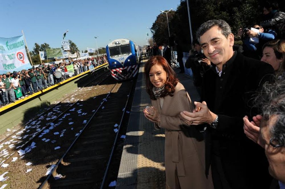 Inauguraron la extensi�n del Ferrocarril San Mart�n hasta Open Door