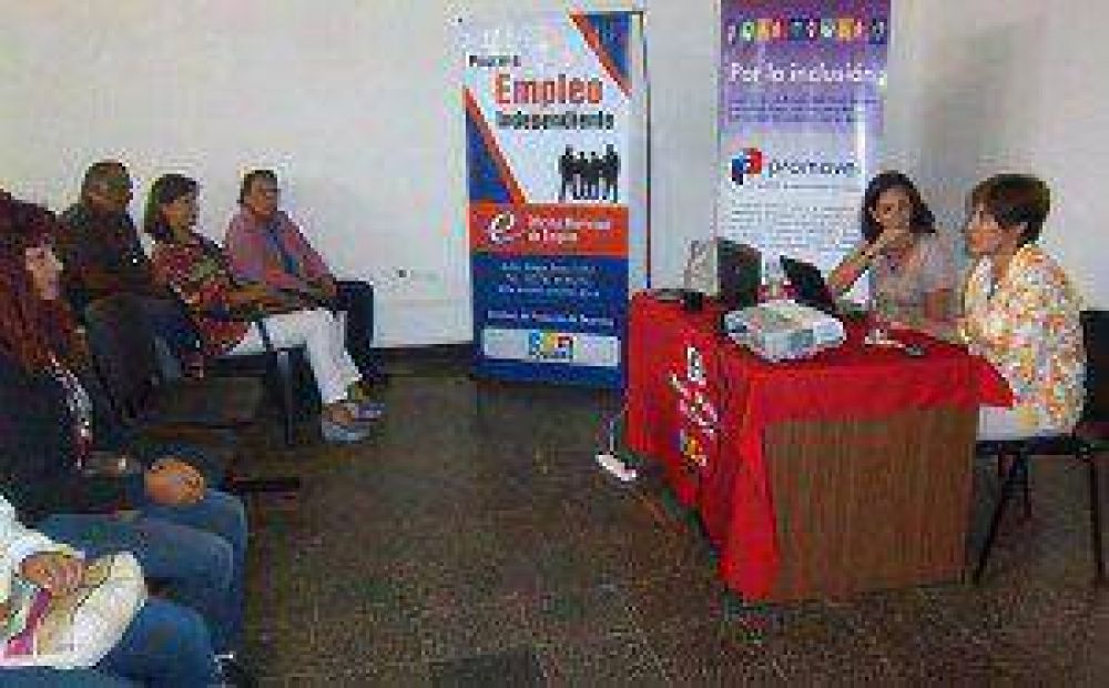 Ya entregaron 400 mil pesos a proyectos productivos de Posadas en lo que va de 2014