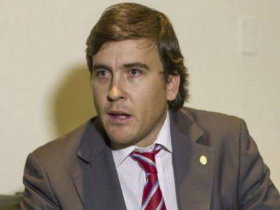Buscan que los fondos de campa�as vayan a los partidos