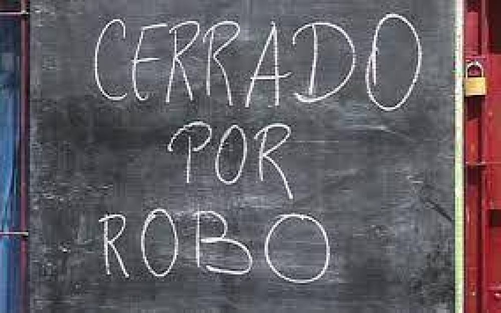Roban 26 mil pesos de una verduler�a