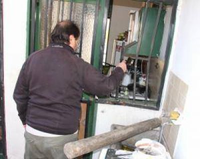 Saquean dos viviendas a la hora que jugaba Argentina