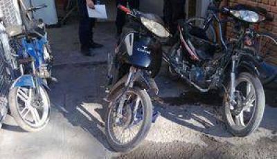  Secuestran tres motos y detienen a un sospechoso