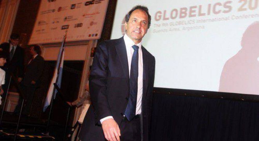 El fallo de la corte complica el plan de Scioli para pagar el aguinaldo de fin de a�o