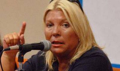 Coronel Su�rez: Carri� present� su libro y dijo que 