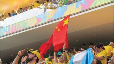 Las otras v�ctimas del Mundial: ya son tres los fan�ticos chinos muertos por no dormir