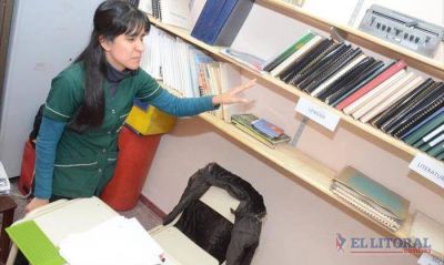 Mar�a Isabel ser� la primera bibliotecaria disminuida visual y auditiva recibida en Corrientes