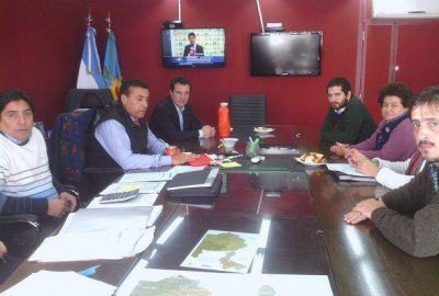 Reuni�n del FPV Tigre con Aparicio acerca de los comedores escolares