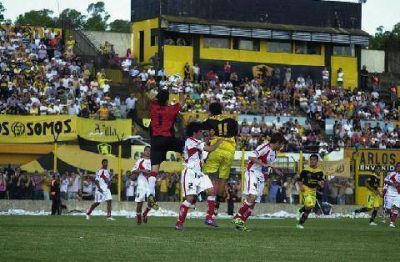 Sin cl�sico de la ciudad: Flandria y Luj�n estar�n en dos zonas distintas