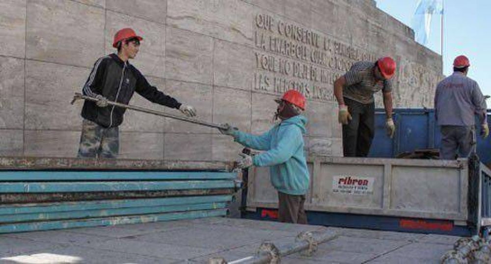 Preparativos por el D�a de la Bandera
