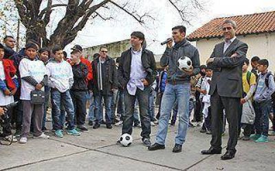 Bossio volvi� a Avellaneda y recorri� Isla Maciel con Ferraresi