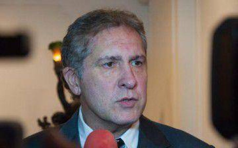 Jos� Luis Pallares:�Est� bien que se investigue�