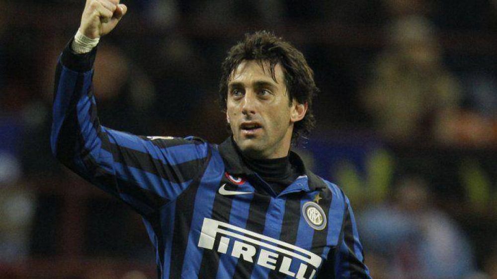 Diego Milito arregl� con Racing