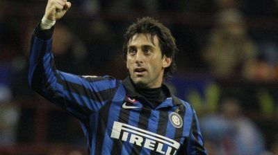 Diego Milito arregl� con Racing