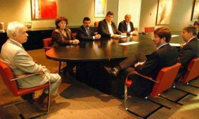 De la Sota y Senestrari se prometieron mutua colaboraci�n