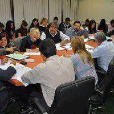 Ratificar�n decretos que fijaron nueva escala salarial en distintos organismos