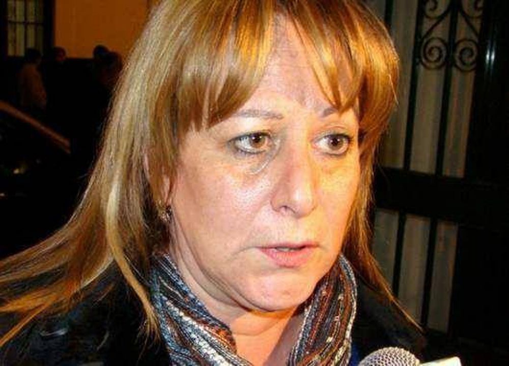 Ada Galfr� denuncia que en el padr�n aparece el nombre de desaparecidos de la dictadura 