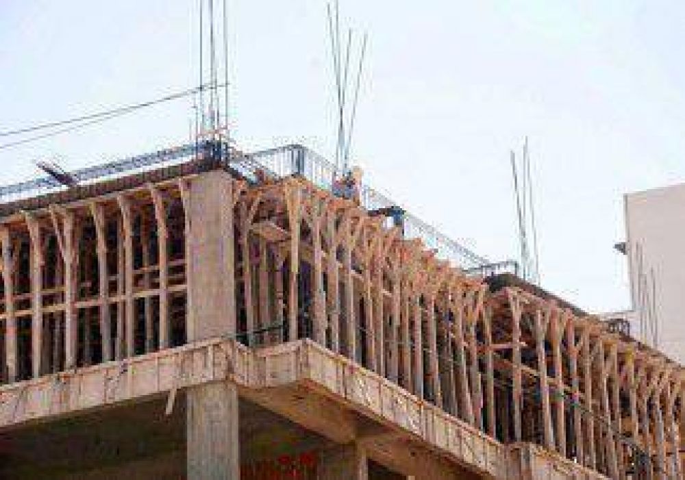 Intentan mejorar la calidad de las construcciones 