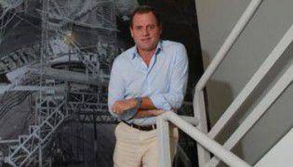 La Ciudad prefiere la Polic�a en el and�n antes que en las boleter�as