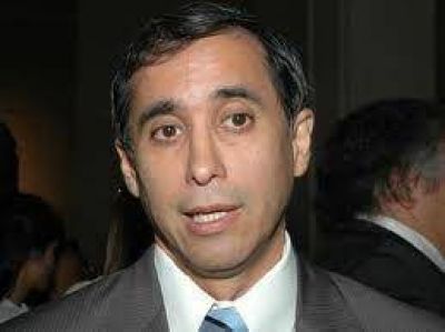 Paredes Urquiza se despeg� de la Mesa Capital