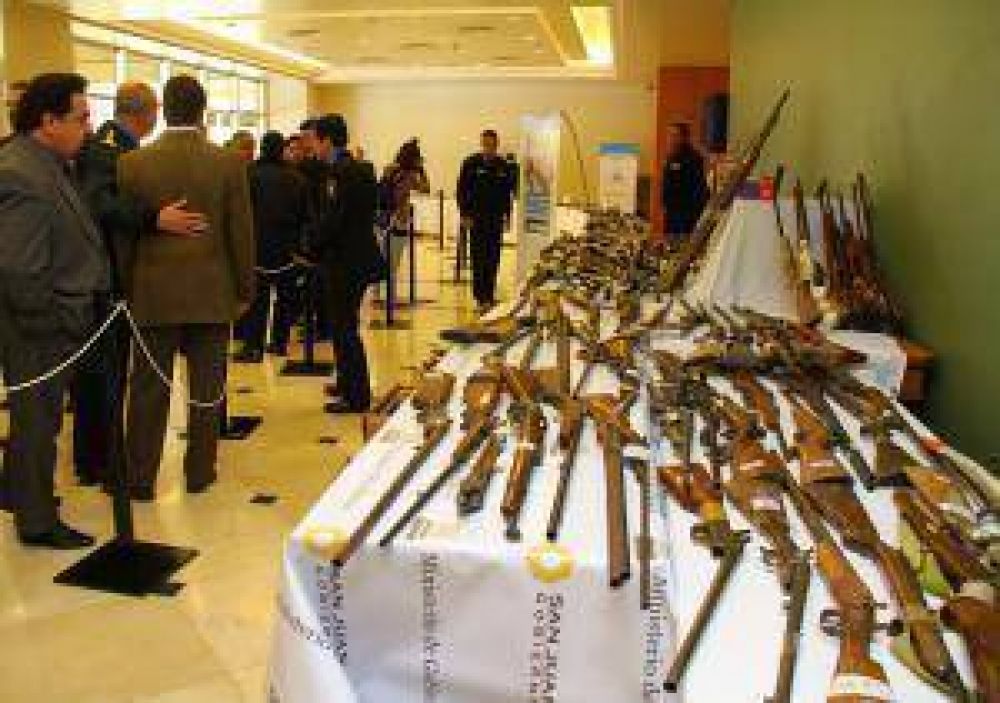 El Gobierno recuper� unas 1.728 armas judicializadas