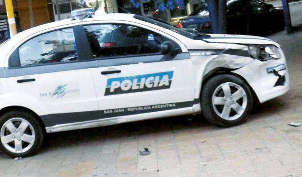 Patrullero del Comando Sur volc� y nadie quiso hablar