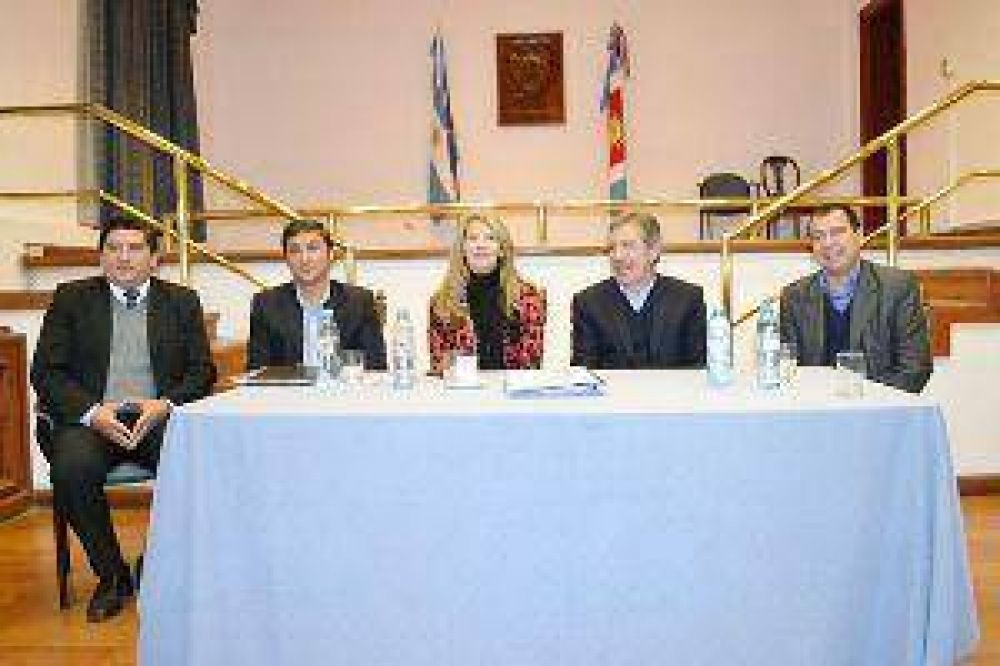 Habr� elecciones en todas las comunas el domingo 31 de Agosto