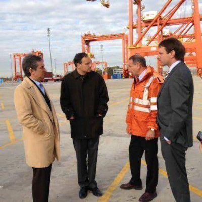 Bruera visit� las obras en el Puerto de La Plata 