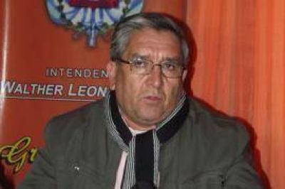 Pol�mica porque el intendente de San Jos� tiene seis millones de pesos de regal�as guardados en plazo fijo